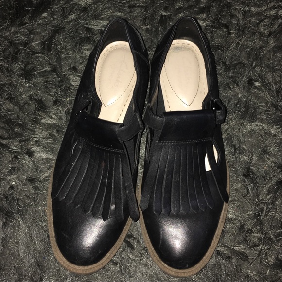 Clark’s - Picture 1 of 5